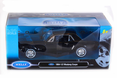 Машина Welly,&quot;FORD MUSTANG SOUPR&quot;, метал., масштаб 1:24, в кор. 23*11*10см