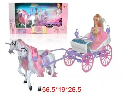 Карета с лошадью и куклой