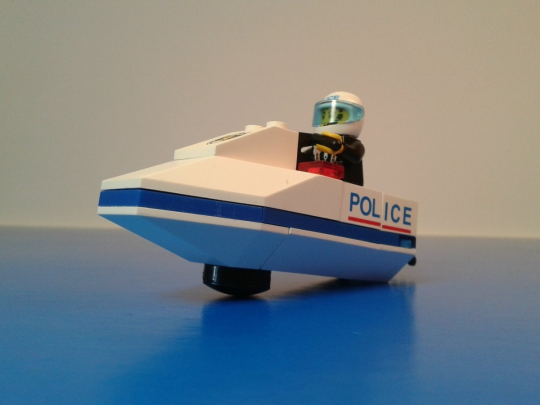 Конструктор Brick 122 полицейская серия - катер Фото