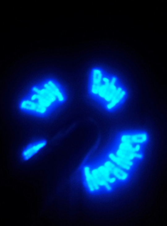 Спиннер светящийся LED мультисвет - с рисунками и надписями бегущая строка - 5 режимов Фото