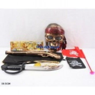 Пиратский набор ZP3555 сабля, маска, флаг, накидка, мушкет, в пакете 38,5 см.
