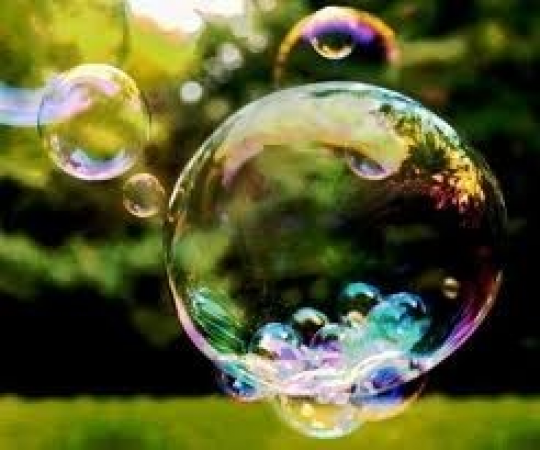 Мыльные пузыри в ассортименте Фото