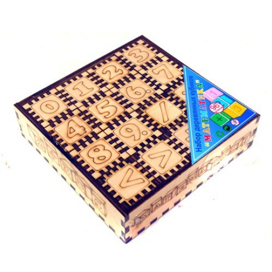 Набор деревянных кубиков Математика Фото