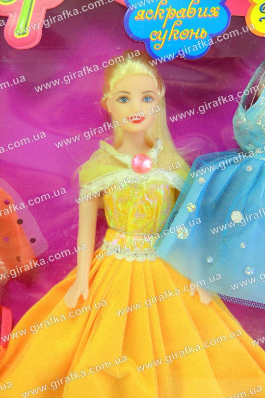 Кукла Дженнифер с нарядами Фото