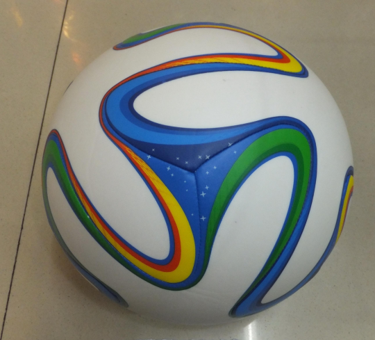 Мяч футбольный BT-FB-0042 PU прошитый 320г 4цв.ш.к./60/ Фото